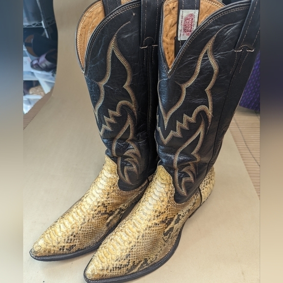 Nocona Boots Gold Honey Exotic Genuine Python Leather Round Toe Cowboy Western B - Picture 1 of 12